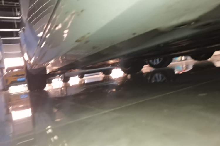 Used Volvo S60 2024 B4 Zhiyi Luxury Edition Right Side Sill