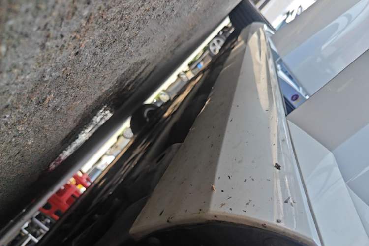 Used Volvo S60 2024 B4 Zhiyi Luxury Edition Right Side Sill