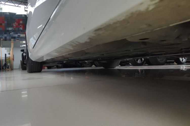 Used Volvo S60 2024 B4 Zhiyi Luxury Edition Right Side Sill