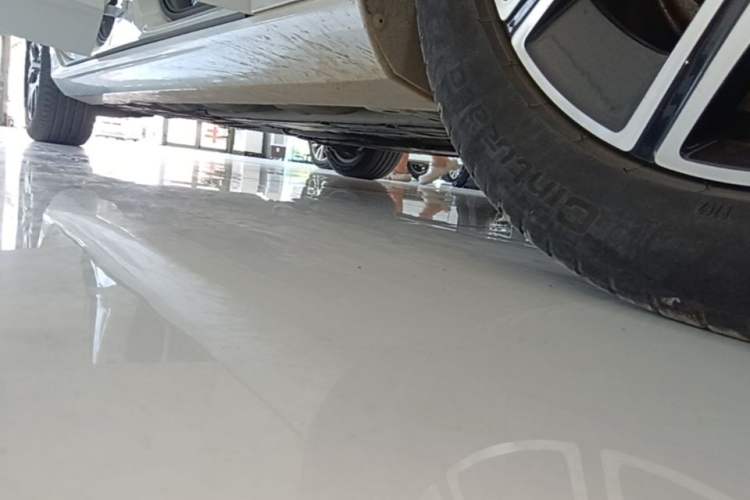 Used Volvo S60 2024 B4 Zhiyi Luxury Edition Right Side Sill
