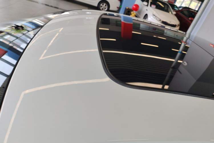 Used Volvo S60 2024 B4 Zhiyi Luxury Edition Roof