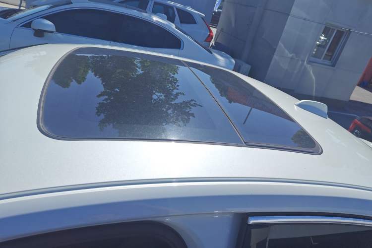 Used Volvo S60 2024 B4 Zhiyuan Luxury Edition Roof