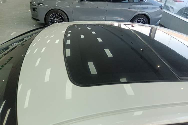Used Volvo S60 2024 B4 Zhiyuan Luxury Edition Roof