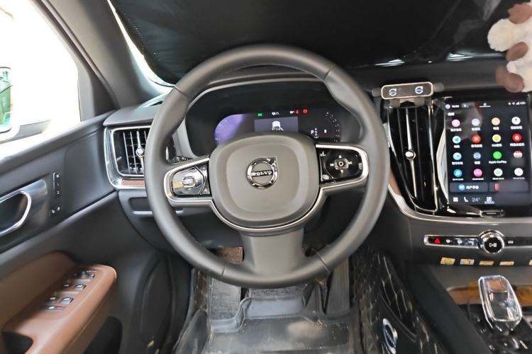 Used Volvo S60 2024 B4 Zhiyuan Luxury Edition Steering Wheel