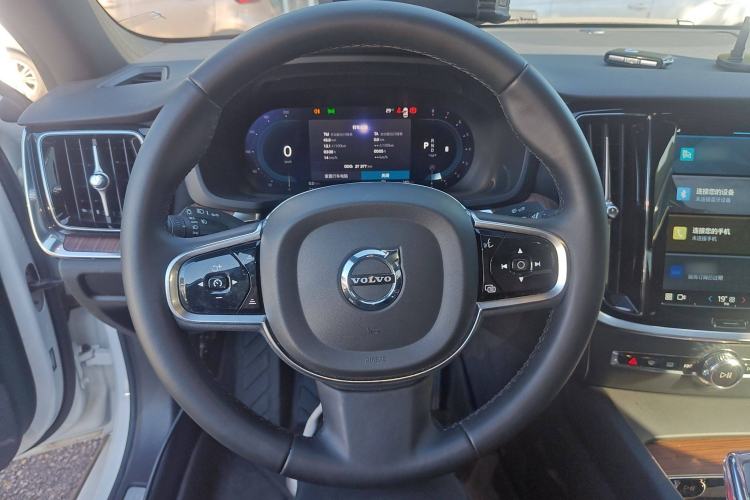 Used Volvo S60 2024 B4 Zhiyuan Luxury Edition Steering Wheel