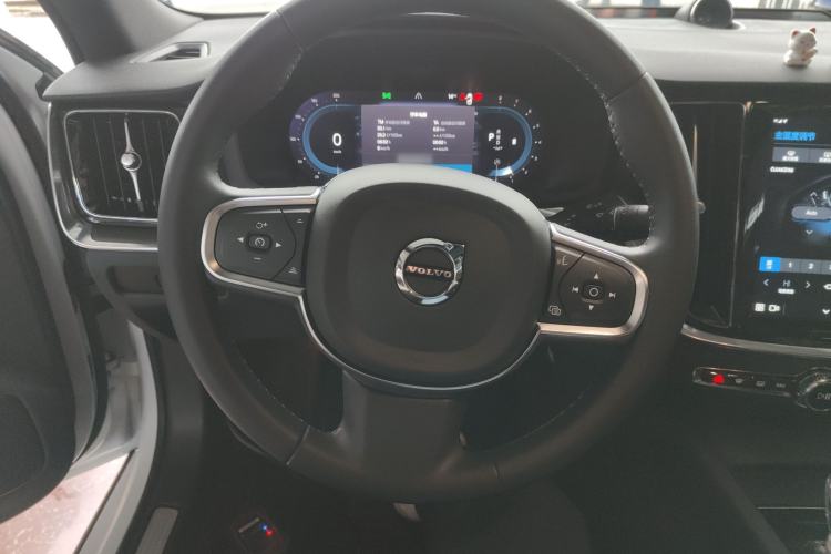 Used Volvo S60 2024 B4 Zhiyi Luxury Edition Steering Wheel