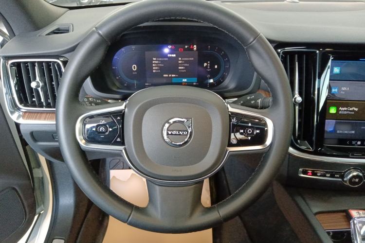 Used Volvo S60 2024 B4 Zhiyuan Luxury Edition Steering Wheel