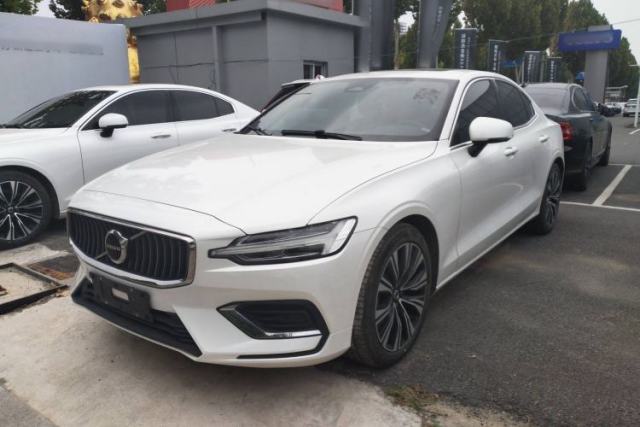 Used Volvo S60 2024 B4 Zhiyuan Luxury Edition