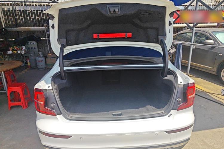 Used Volvo S60 2024 B4 Zhiyi Luxury Edition Trunk