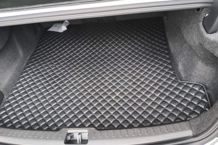 Used Volvo S60 2024 B4 Zhiyi Luxury Edition Trunk