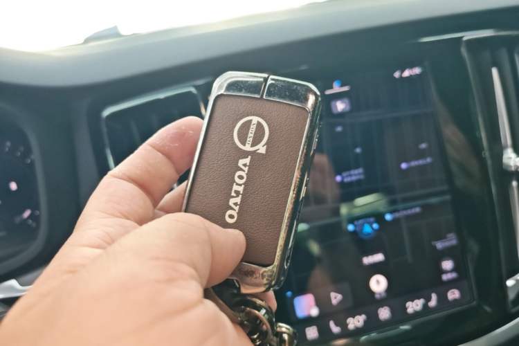 Used Volvo S60 2024 B4 Zhiyi Luxury Edition Vehicle Key