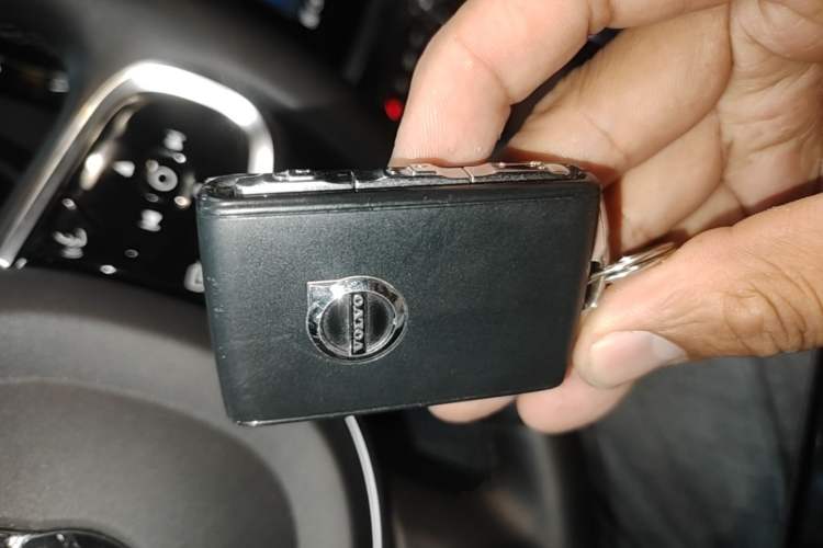 Used Volvo S60 2024 B4 Zhiyuan Luxury Edition Vehicle Key