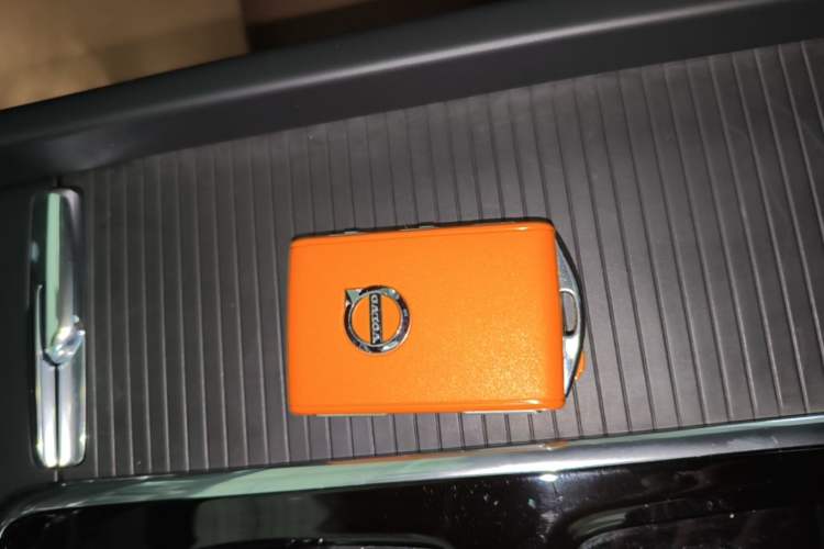 Used Volvo S60 2024 B4 Zhiyi Luxury Edition Vehicle Key