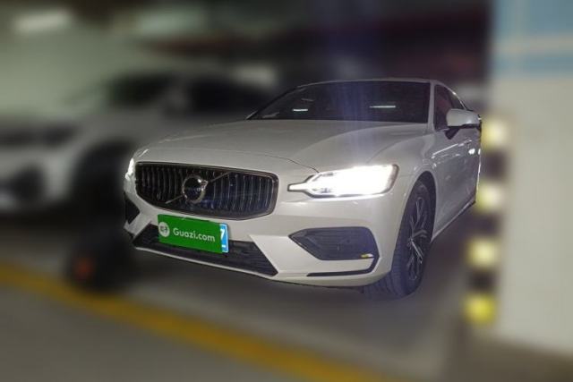 Used Volvo S60 2024 B4 Zhiyi Luxury Edition