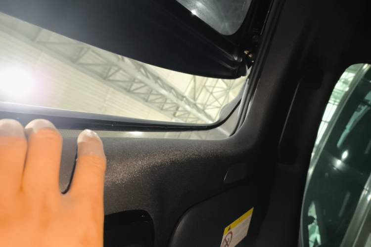 Used Volvo S60 2024 B4 Zhiyi Luxury Edition Headliner