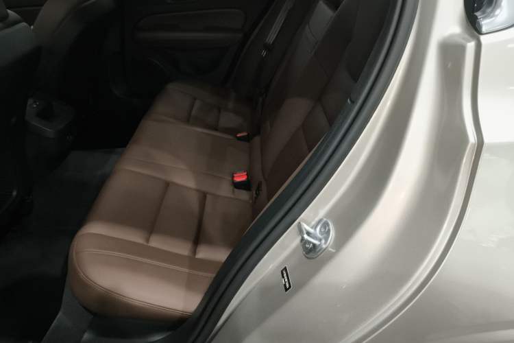 Used Volvo S60 2024 B4 Zhiyi Luxury Edition Interior 4