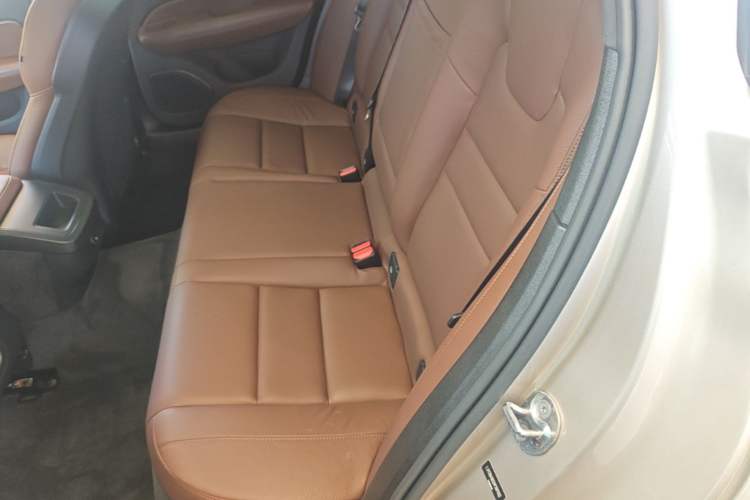 Used Volvo S60 2024 B4 Zhiyi Luxury Edition Left Rear Seat