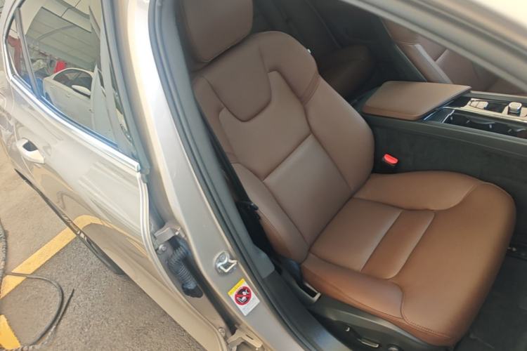 Used Volvo S60 2024 B4 Zhiyi Luxury Edition Right Front Seat