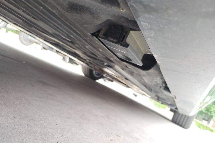 Used Volvo S60 2025 B4 Zhiyi Luxury Edition Chassis Rear Right