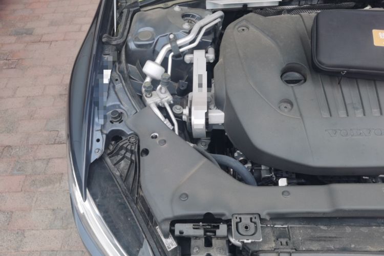Used Volvo S60 2025 B4 Zhiyuan Luxury Edition Engine Bay Right
