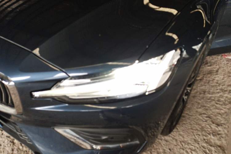 Used Volvo S60 2025 B4 Zhiyuan Luxury Edition Left Front Headlight