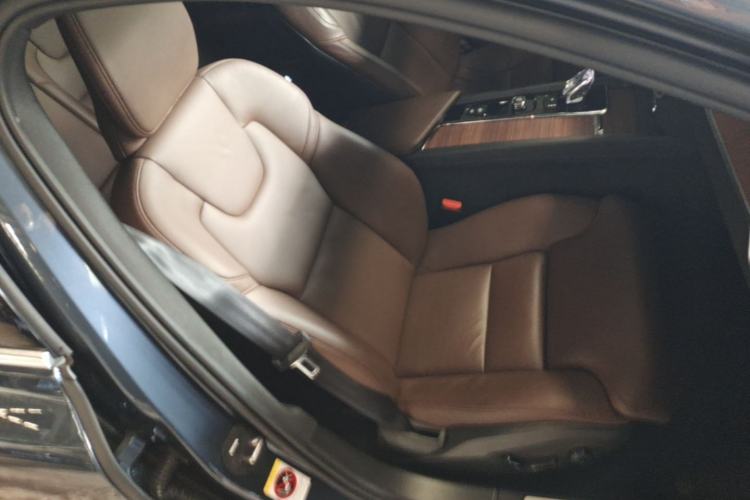 Used Volvo S60 2025 B4 Zhiyuan Luxury Edition Right Front Seat