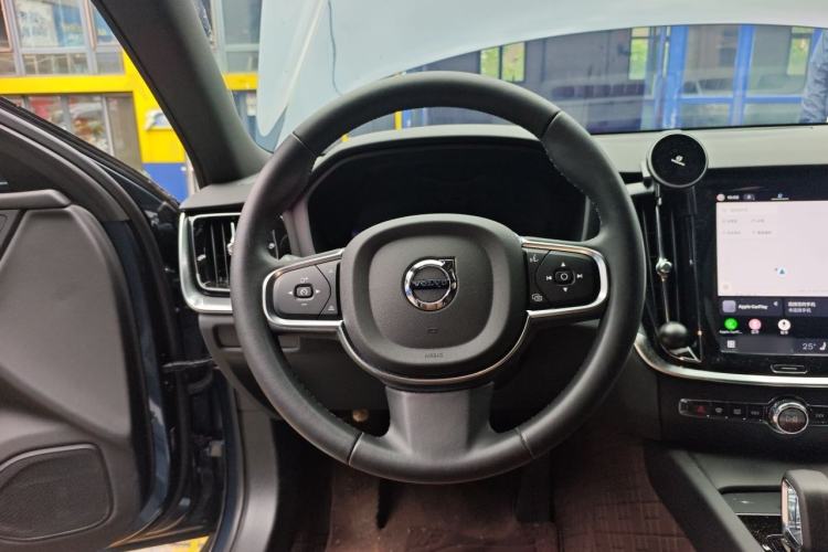 Used Volvo S60 2025 B4 Zhiyi Luxury Edition Steering Wheel