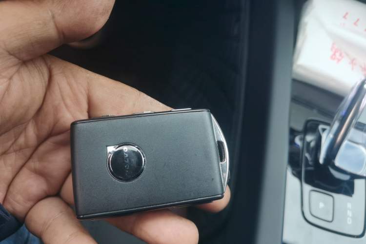 Used Volvo S60 2025 B4 Zhiyuan Luxury Edition Vehicle Key