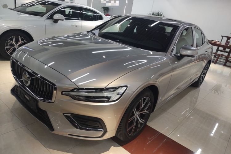 Used Volvo S60 2025 B4 Zhiyi Luxury Edition Guazi used car, China used car export, Used car for sale, Used cars, Cheapest cars for sale