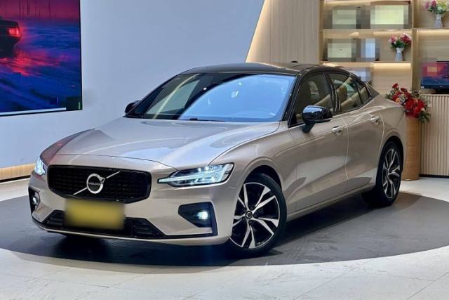 Used Volvo S60 2025 B5 Zhiya Sport Edition