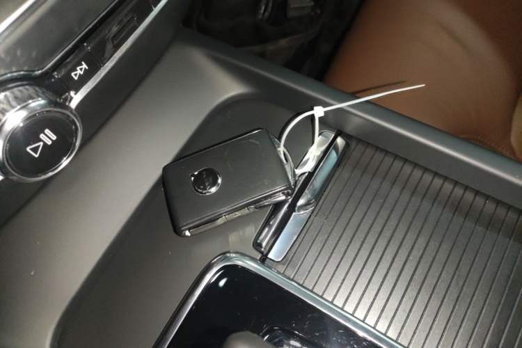 Used Volvo S60 2025 B4 Zhiyi Luxury Edition Interior 1