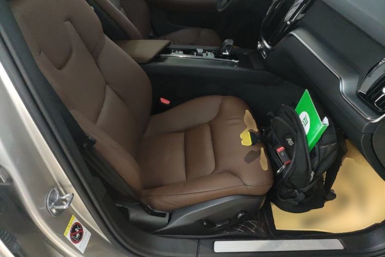 Used Volvo S60 2025 B4 Zhiyi Luxury Edition Right Front Seat
