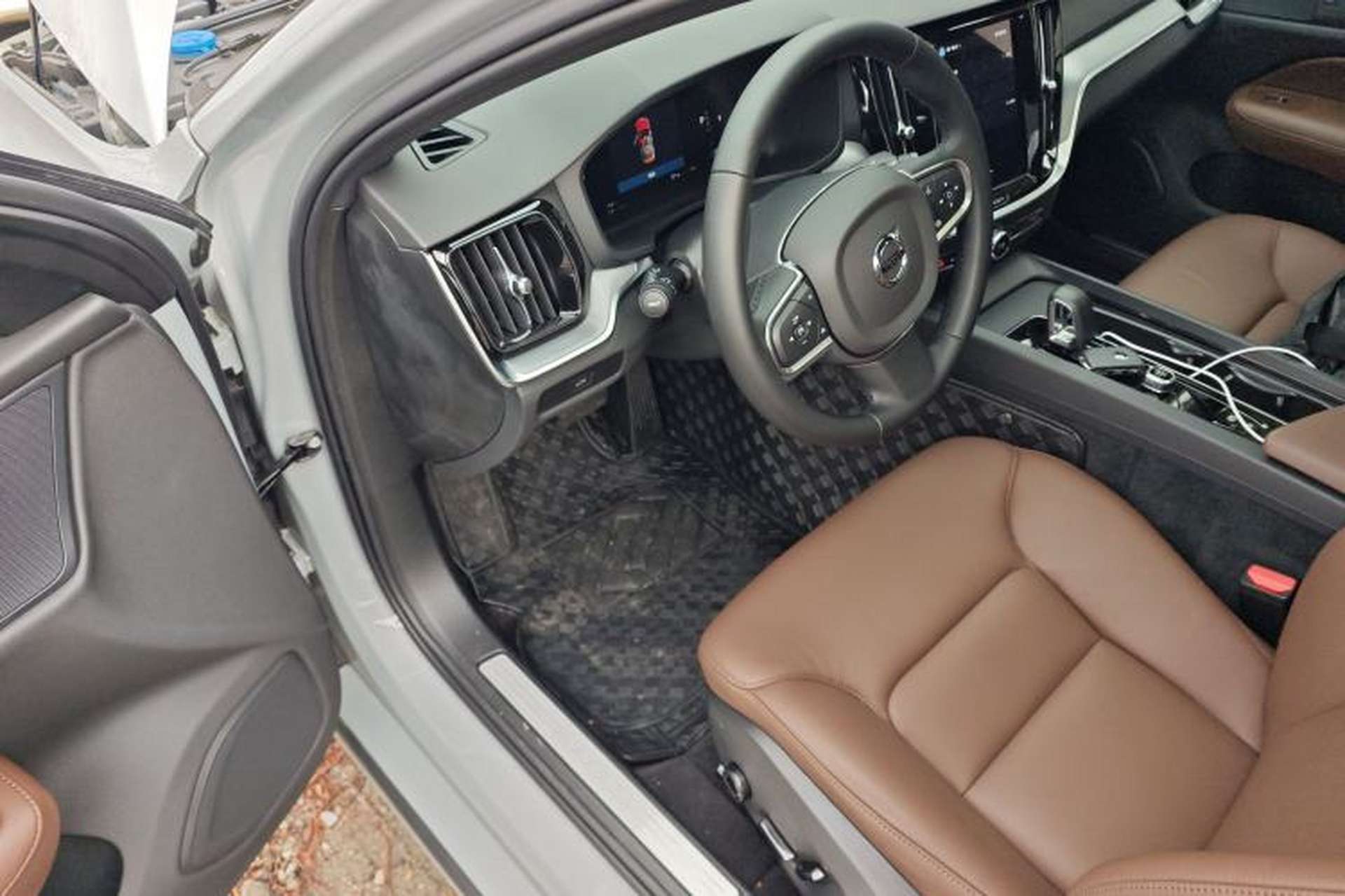 Used Volvo S60 2025 B4 Zhiyi Luxury Edition Driver Seat