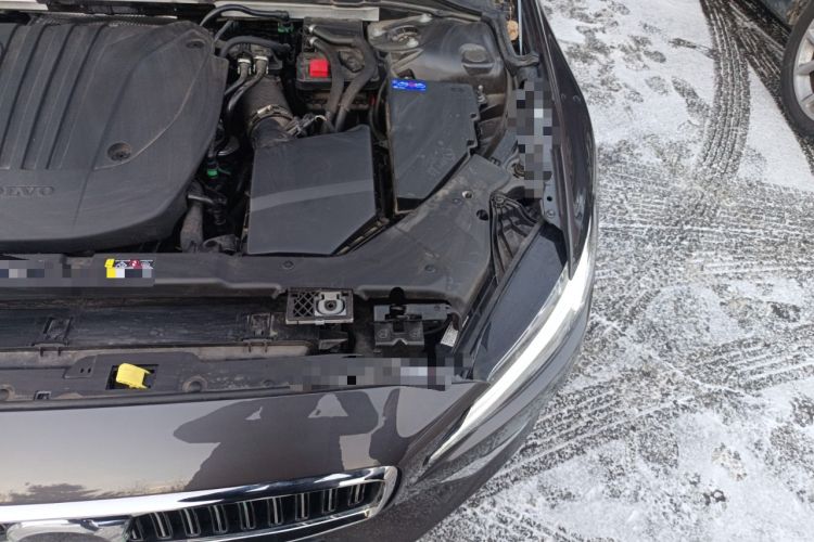 Used Volvo S60 2025 B4 Zhiyi Luxury Edition Engine Bay Left