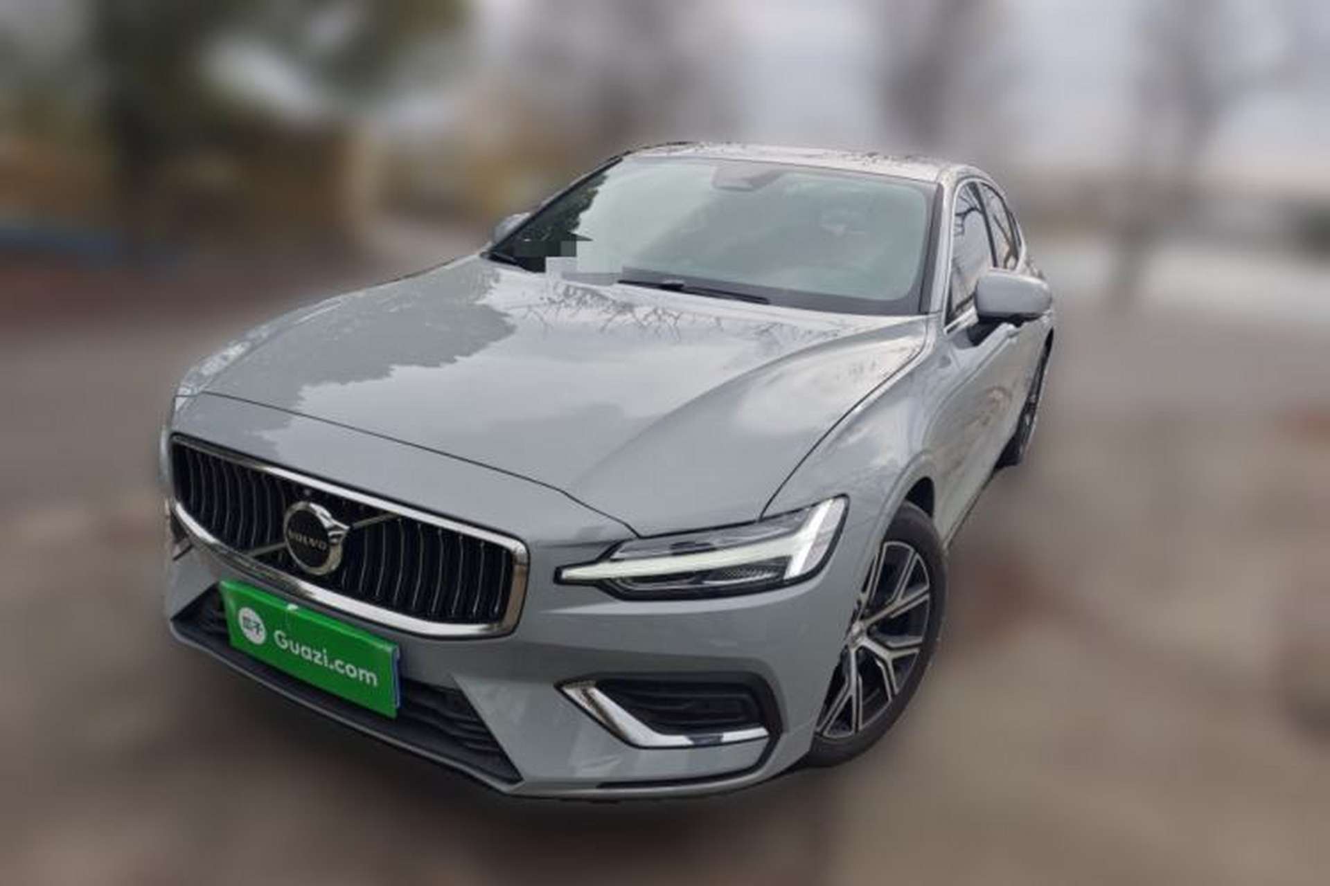 Used Volvo S60 2025 B4 Zhiyi Luxury Edition Front Left 45 Deg