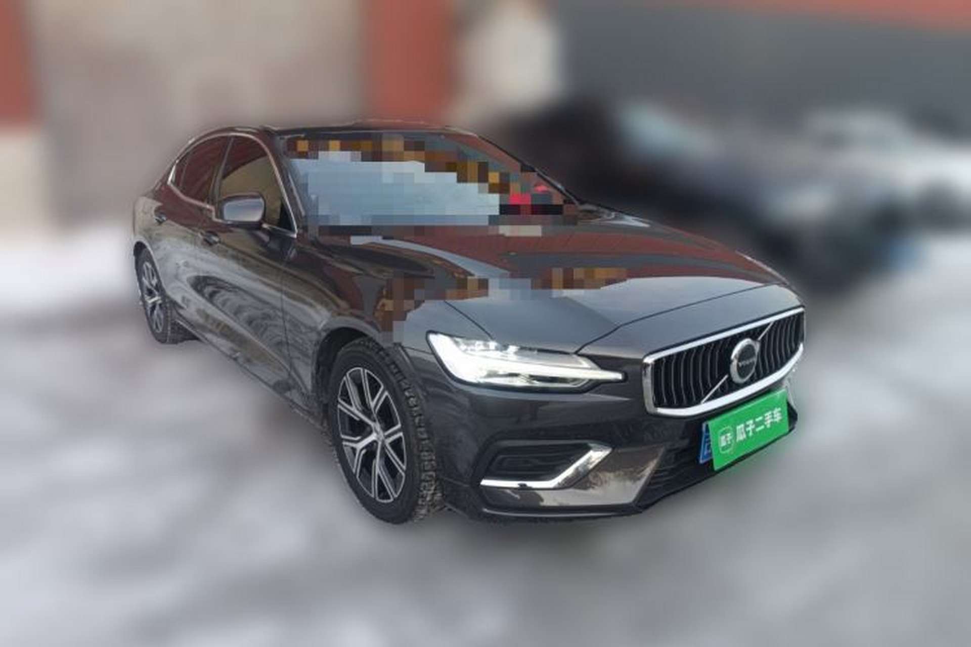 Used Volvo S60 2025 B4 Zhiyi Luxury Edition Front Right 45 Deg