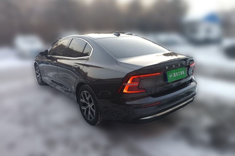 Used Volvo S60 2025 B4 Zhiyi Luxury Edition Rear Left 45 Deg