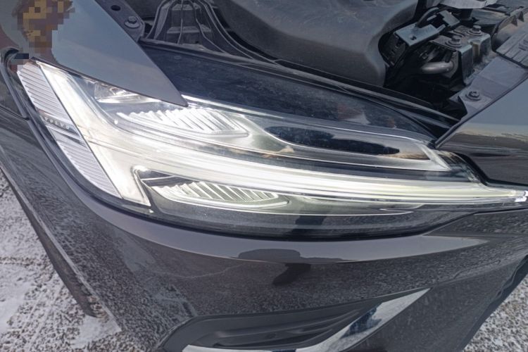 Used Volvo S60 2025 B4 Zhiyi Luxury Edition Right Front Headlight