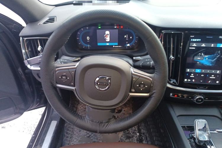 Used Volvo S60 2025 B4 Zhiyi Luxury Edition Steering Wheel