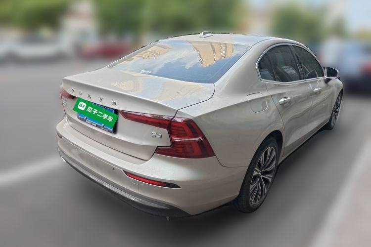 Used Volvo S60 2025 B4 Zhiyuan Luxury Edition Rear Right 45 Deg