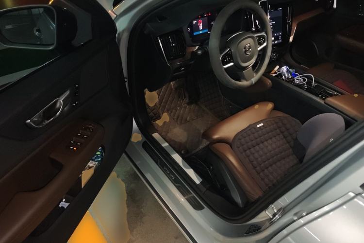 Used Volvo S60 2025 B4 Zhiyuan Luxury Edition Driver Seat
