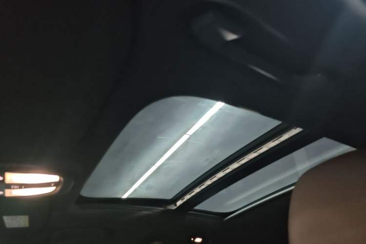 Used Volvo S60 2025 B4 Zhiyuan Luxury Edition Headliner