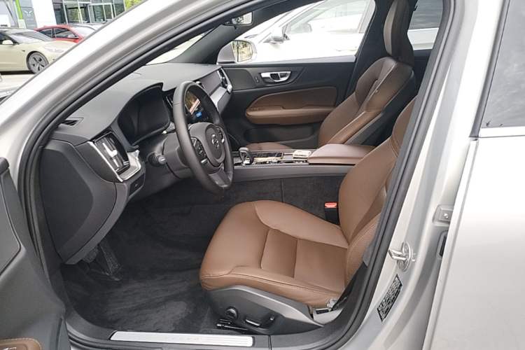 Used Volvo S60 2025 B4 Zhiyi Luxury Edition Left Front Seat