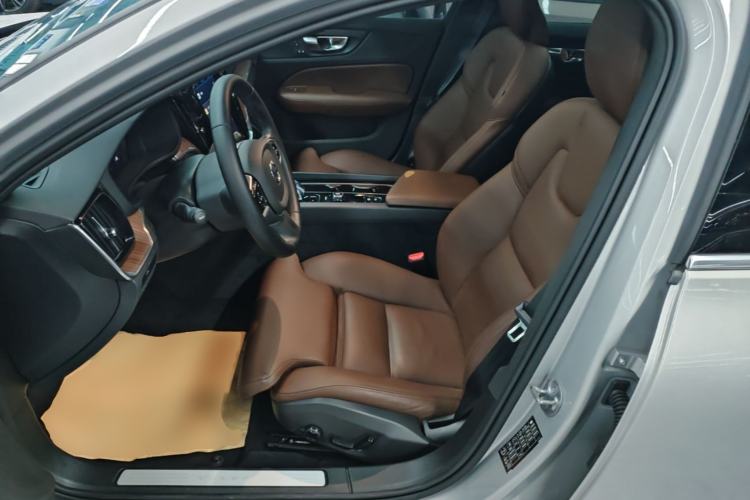 Used Volvo S60 2025 B4 Zhiyuan Luxury Edition Left Front Seat