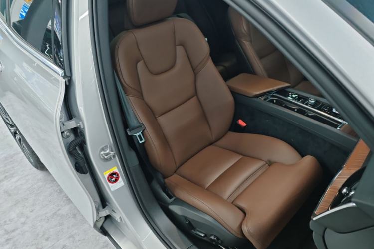 Used Volvo S60 2025 B4 Zhiyuan Luxury Edition Right Front Seat
