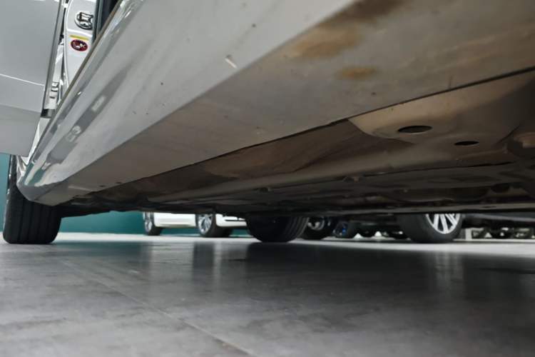 Used Volvo S60 2025 B4 Zhiyuan Luxury Edition Right Side Sill