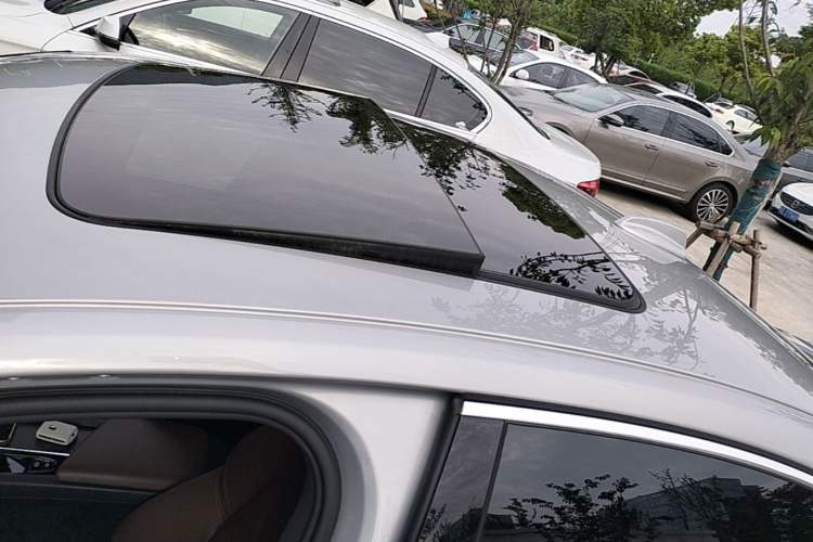 Used Volvo S60 2025 B4 Zhiyi Luxury Edition Roof