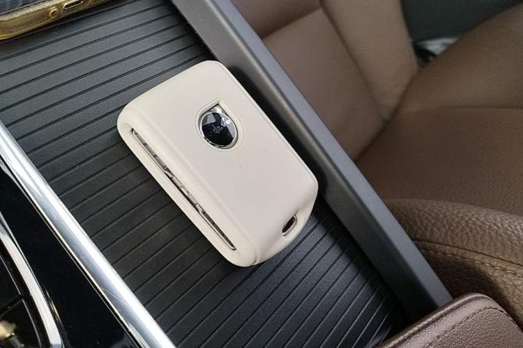Used Volvo S60 2025 B4 Zhiyi Luxury Edition Vehicle Key