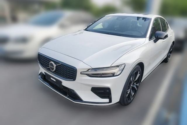 Used Volvo S60 2025 B4 Zhiyuan Sport Edition