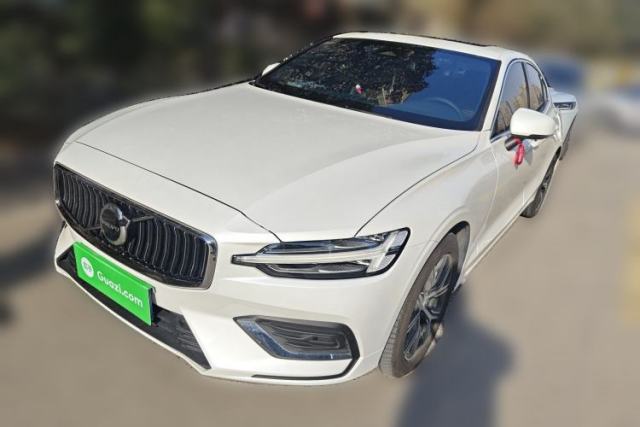 Used Volvo S60 2025 B4 Zhiyi Luxury Edition